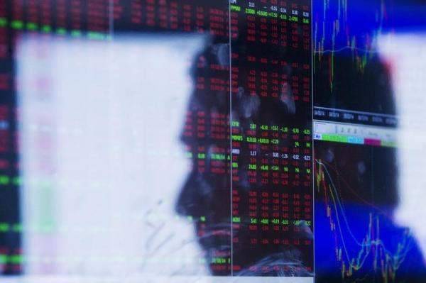 أسهم سريلانكا تتراجع وسط خسائر في قطاعات الإتصالات والتجارة