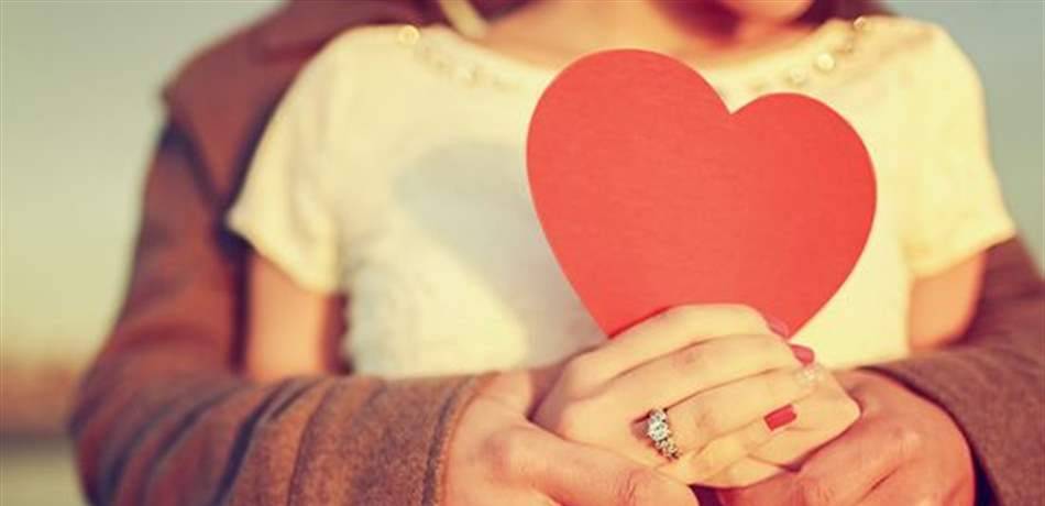 تعرّفي على برجه۔۔ وأوقعيه في غرامك من النظرة الأولى!