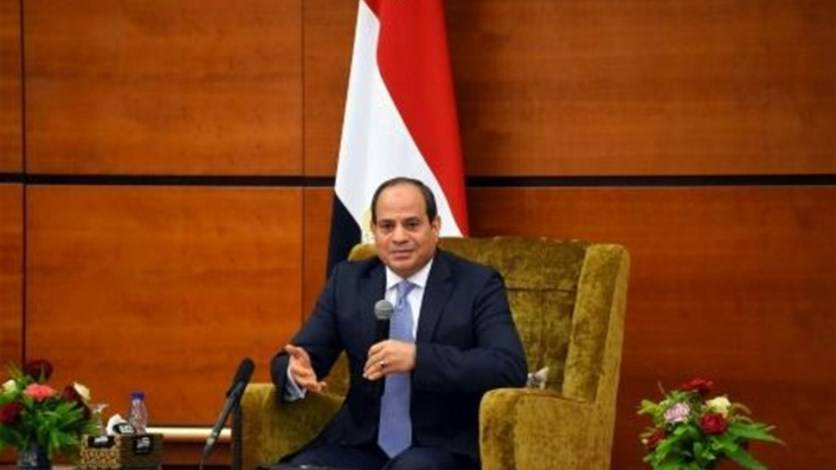 توقيف سبعة أشخاص بينهم دبلوماسي سابق في مصر