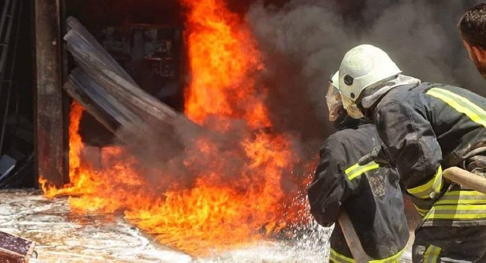 الخوذ البيضاء تنقل شحنة كيماوية ضمن 5 شاحنات إلى ريف حماة الشمالي