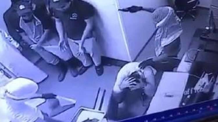 شاهدوا.. سطو مسلح على مطعم في السعودية
