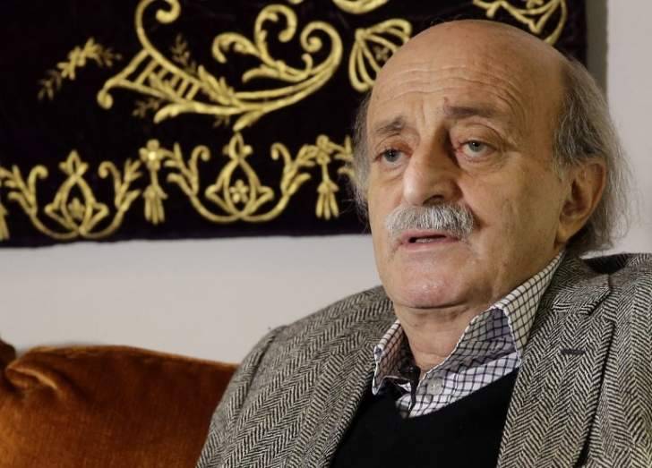 جنبلاط: استغرب التركيز على أننا نعرقل تأليف الحكومة ولن نفرط بما حققناه أو نتراجع عن ثوابت التزمناها