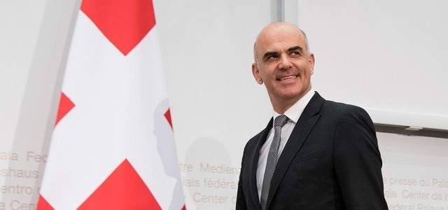 وصول الرئيس السويسري إلى قصر بعبدا للقاء الرئيس عون