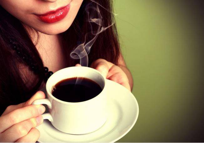 إضافة هذا المكوّن إلى قهوتك تجعلك تخسرين الوزن...