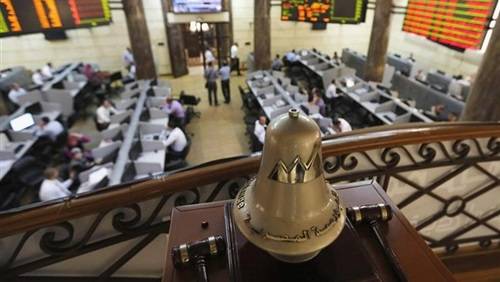 البورصة تواصل انخفاضها بعد مرور ساعة من بدء تعاملات اليوم