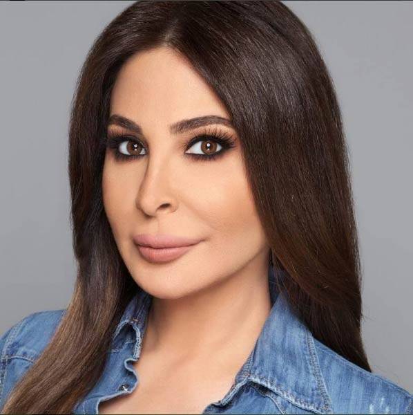 وزير الإعلام اللبناني يكرّم إليسا !!