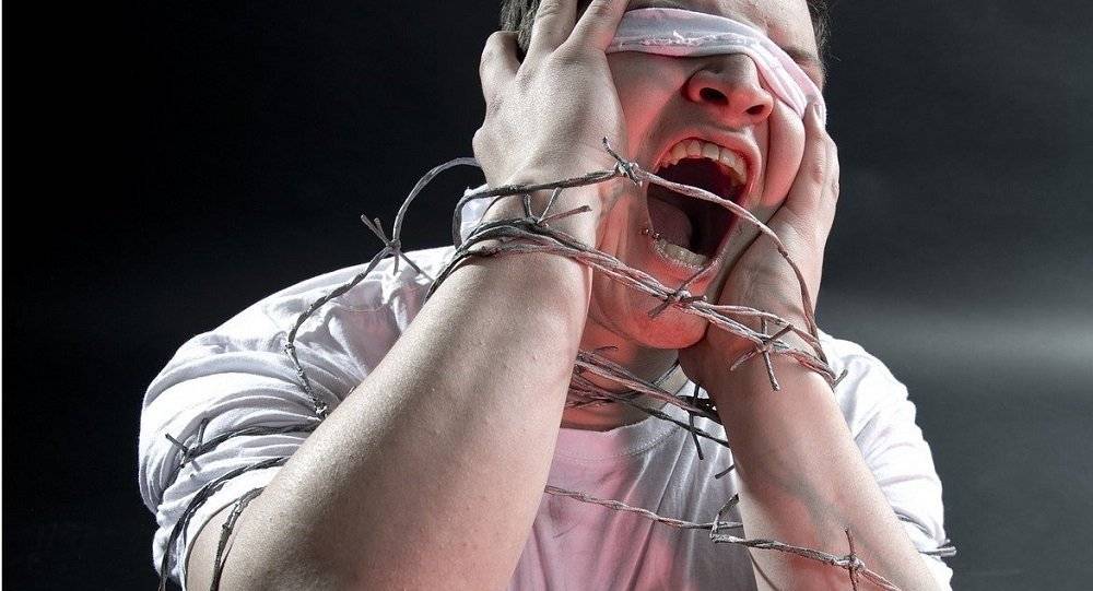 ابتعد عن الحسد... دراسة تظهر الجانب المظلم له