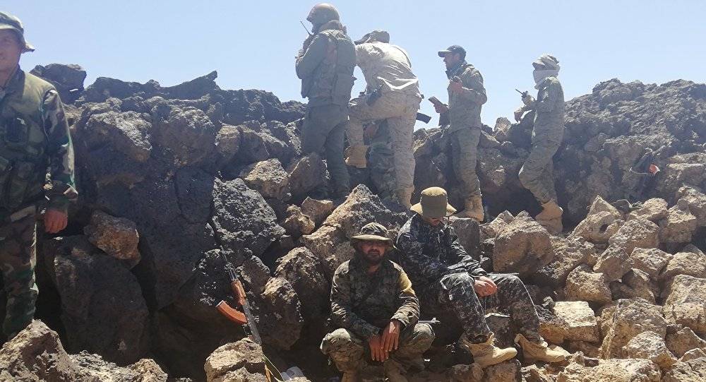 الجيش السوري يقتحم أعقد تضاريس البادية ويحشر دواعشها أمام الاستسلام أو الموت