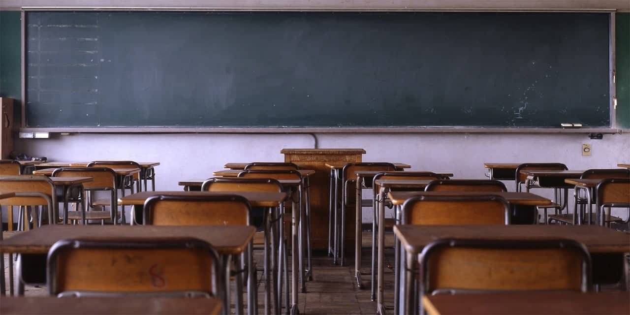 عشرُ مدارس مهددة بالإقفال في العام الدراسي المقبل 

مواجهات جديدة... هل من حلول؟