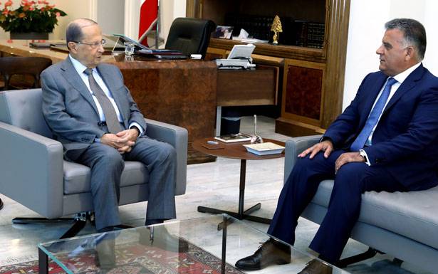 اللواء ابراهيم تلقى اتصال تهنئة من بري والتقى «دل كول» والمشنوق زاره في المركز الرئيسي
عون هنأ الأمن العام بعيده الـ 73 مُنوهاً بتفنيذ المهام بحرفيّة عاليّة