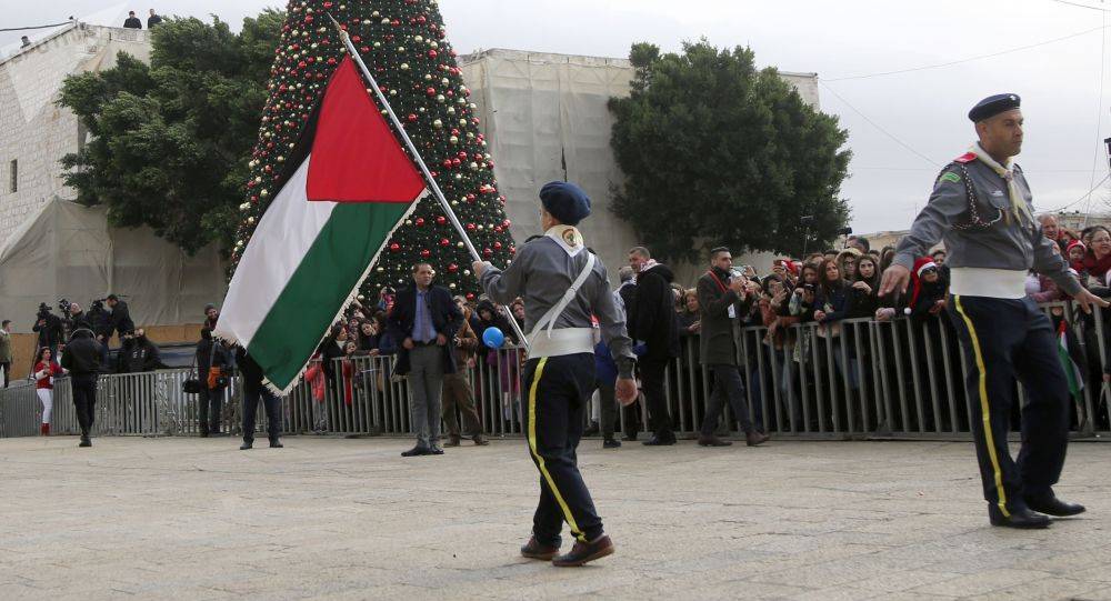 الرئيس الكولومبي يعلن التزام بلاده بقرار الاعتراف بفلسطين