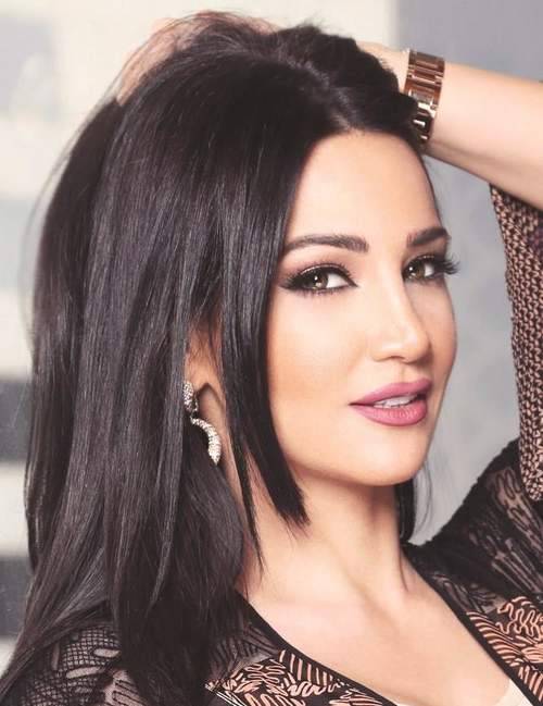 ماذا تستعرض ديانا حداد ؟