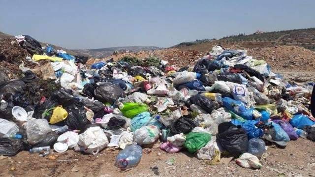 مكبات عشوائية