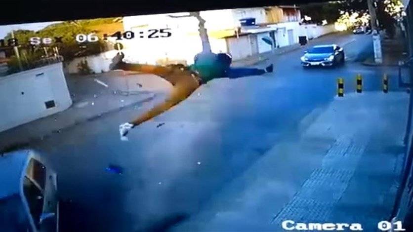 حقيقة حادث السير المرعب الذي انتشر وقيل انه وقع في شارع الحمرا