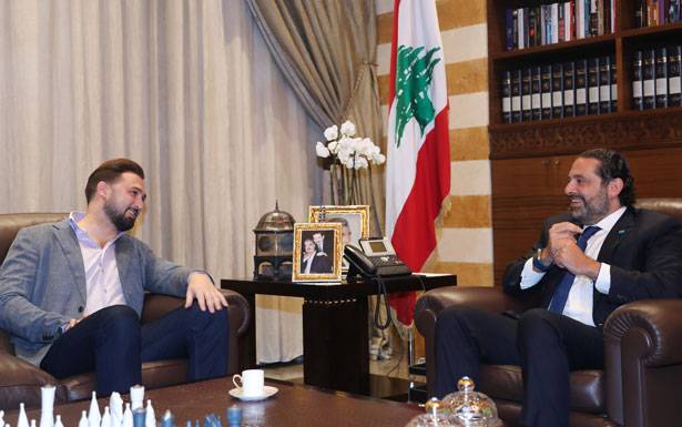 الحريري : أنا مُقتنع بما قدّمته لعون

وصلاحيّاتي واضحة ونقطة على السطر

تيمور جنبلاط : ما زلنا عند مطلبنا