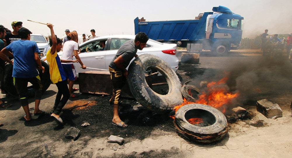 هل تلقى الدفاع المدني في البصرة تهديدات بألاّ يخمد الحرائق؟