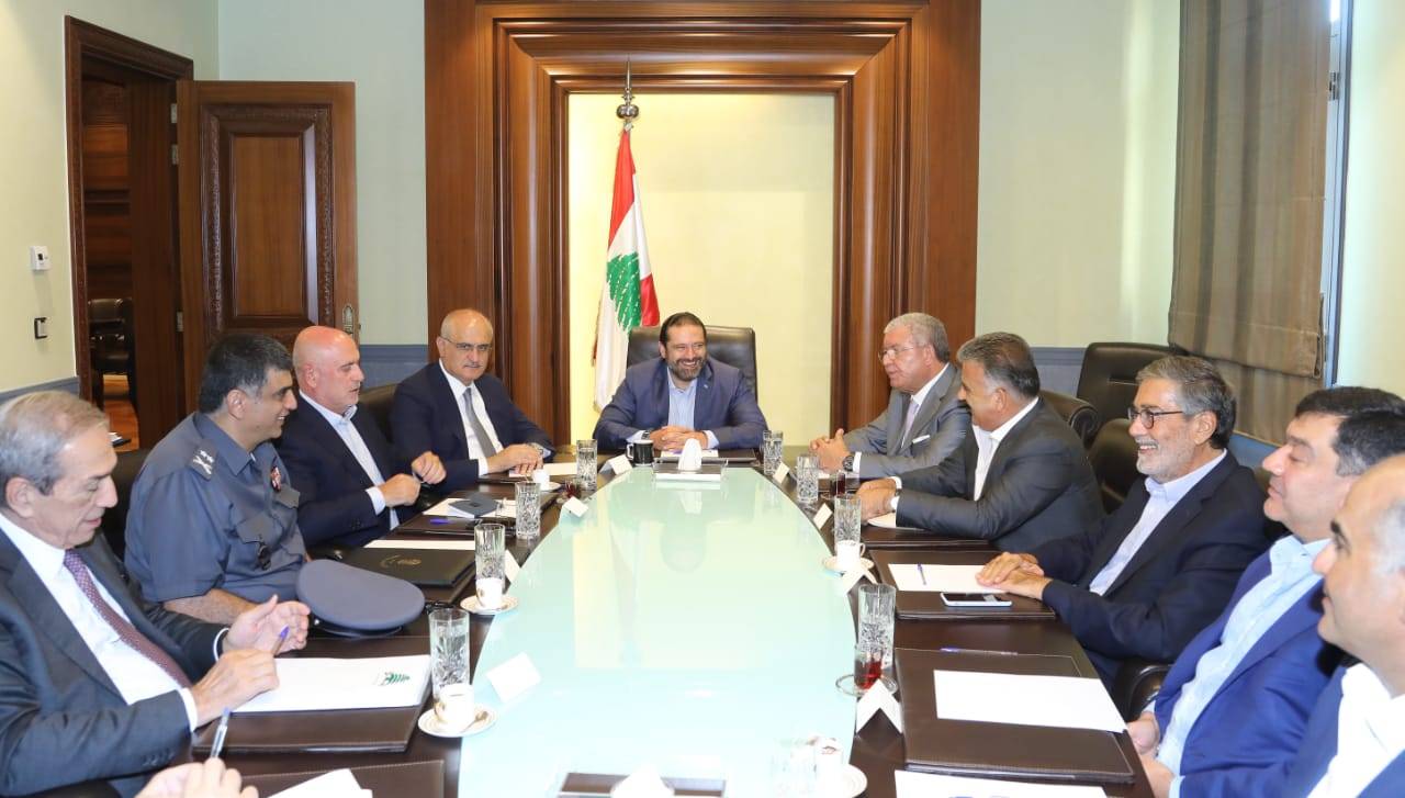 الحريري يترأس إجتماعا وزاريا لبحث أوضاع المطار