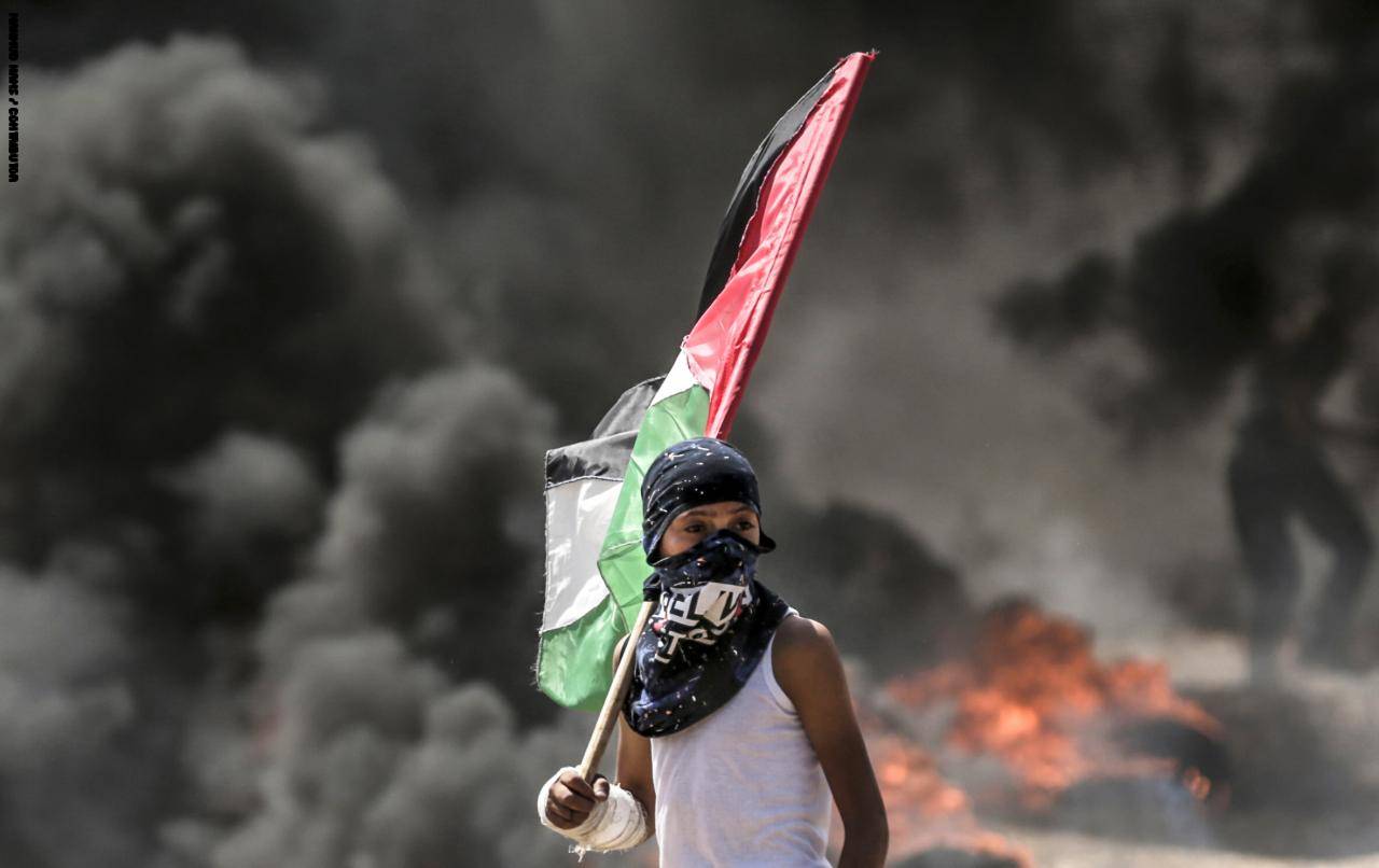 مراهق فلسطيني ترديه رصاصات الجيش الاسرائيلي-بالفيديو