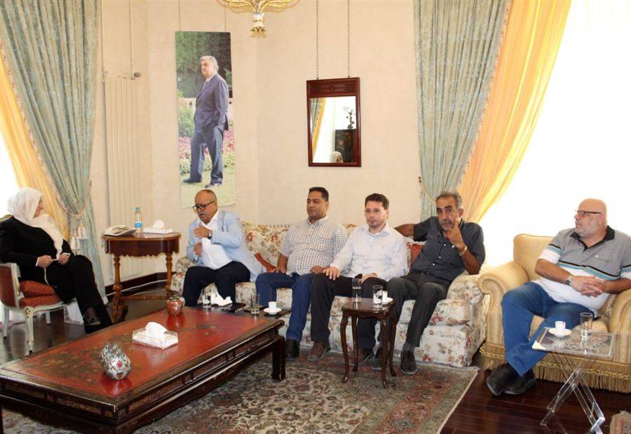 الحريري تابعت مع وفد من عين الحلوة أوضاع المخيم