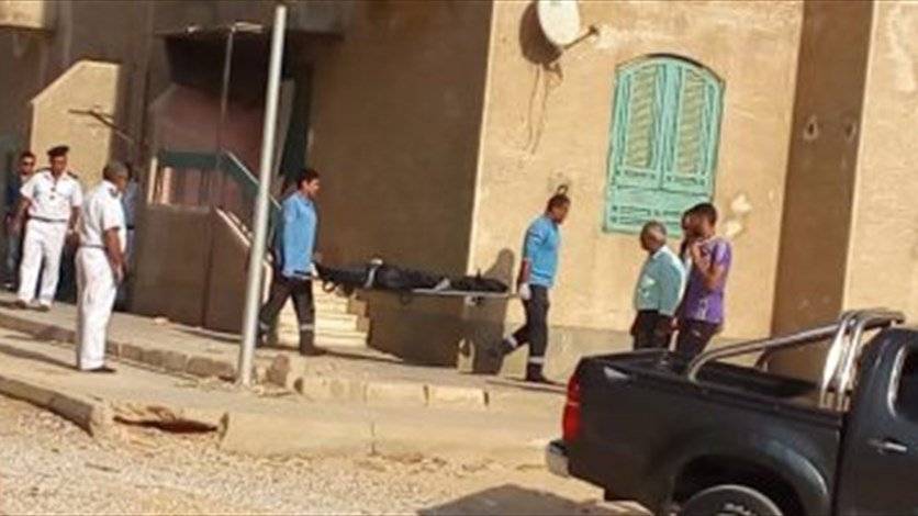 القبض على الأب المتهم بذبح زوجته وأبنائه في القاهرة