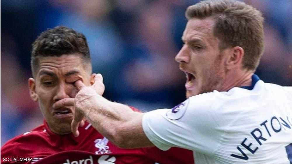 إصابة "قاسية جداً" للاعب ليفربول الإنجليزي فيرمينيو والنادي يُطمئن