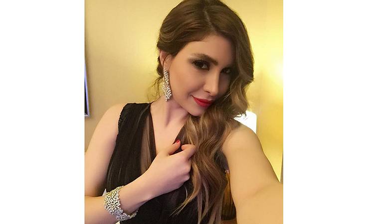يارا تعود للدراسة !