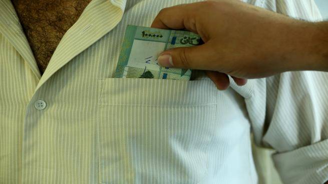 هل تعلم ما هو سبب تأخير المعاملات في الإدارات الرّسمية؟