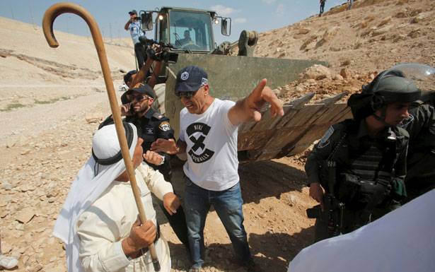 3 شهداء فلسطينيين في جمعة «المقاومة خيارنا»