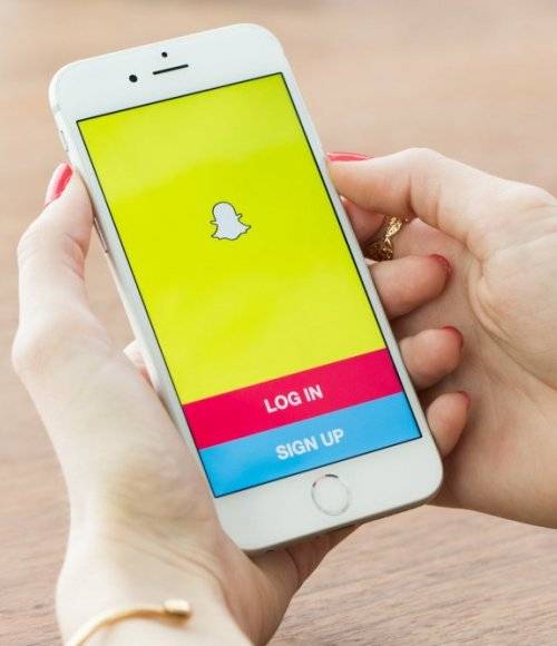 المزيد من عمليات التجميل والسبب "سناب شات"