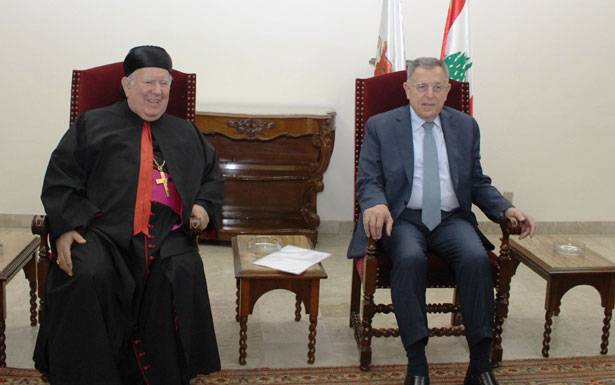 السنيورة زار مـطـر: للدفاع عـن اتـفاق الطـائـف