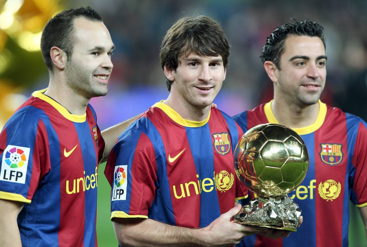 18 لحظة تاريخية في مسيرة لاعب برشلونة ميسي
