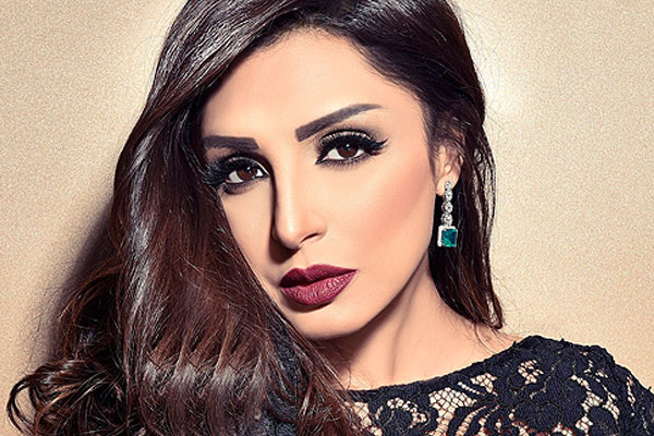 بالفيديو.. ​أنغام تكشف عن جديدها!!