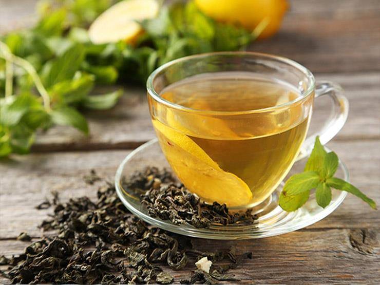 تناول الشاي الأخضر بعد وجبة الغداء!