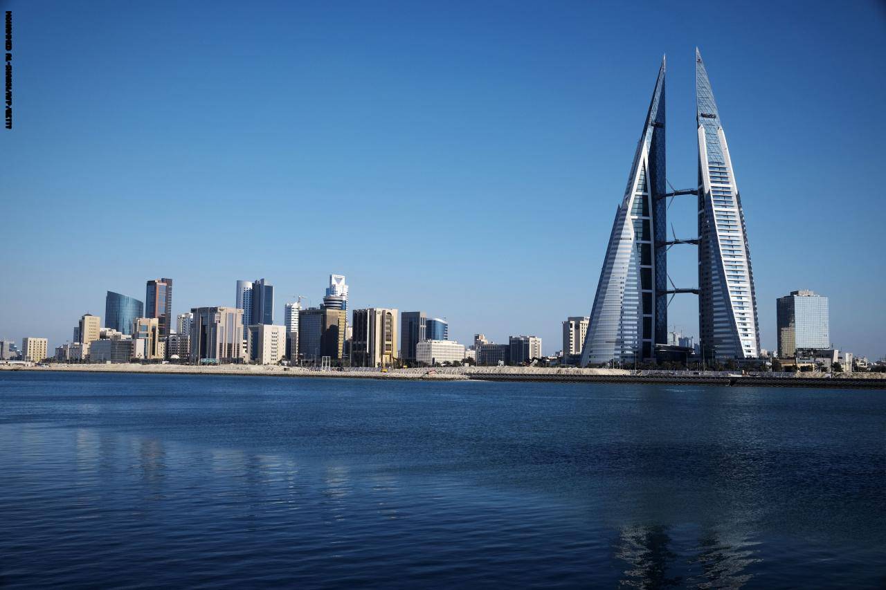 أول بحرينية تتولى منصبا رفيعا بقطاع النفط.. فمن هي؟
