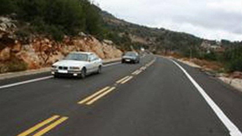 قتيلة وجريحان على طريق عام صيدا - جزين
