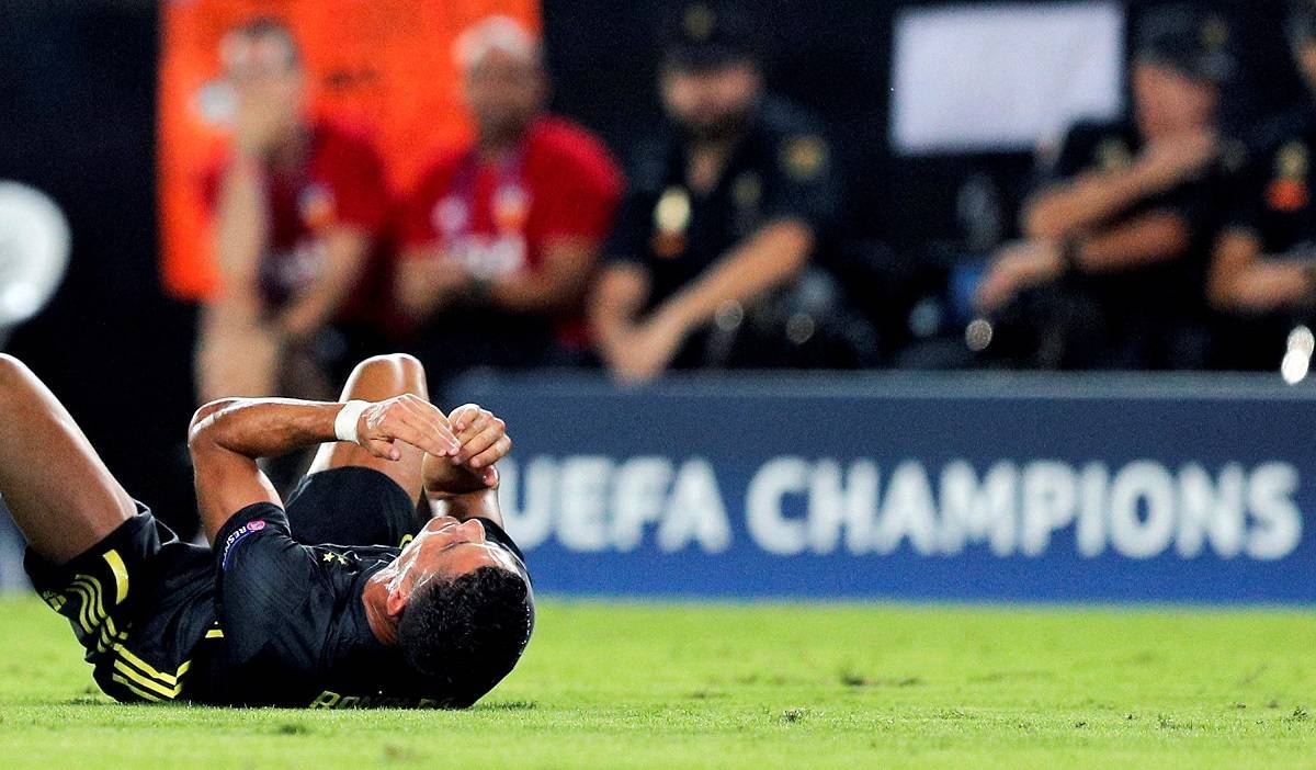 مسيرة رونالدو مع البطاقات الحمراء!
