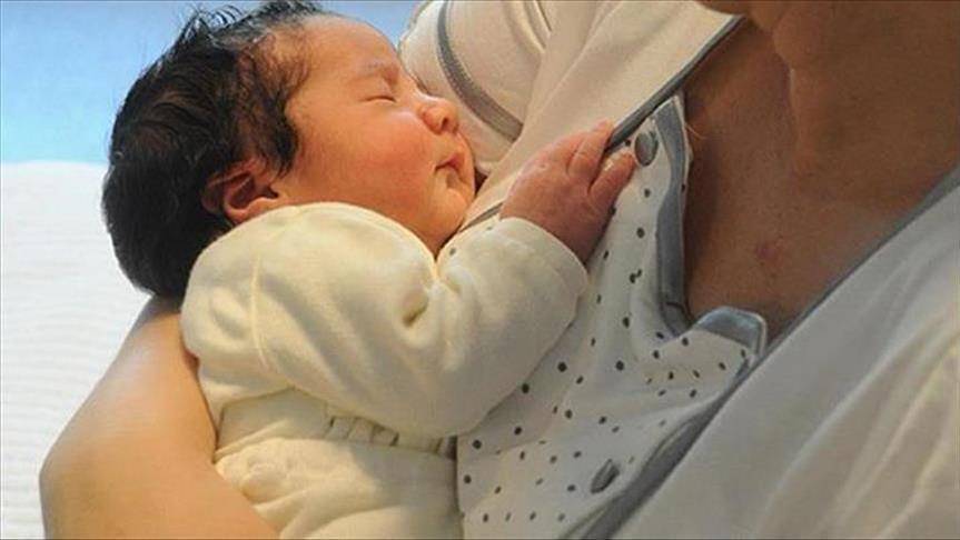 في مرجعيون..طلب من الامهات ارضاع اطفالهن و قام بتصويرهن!!