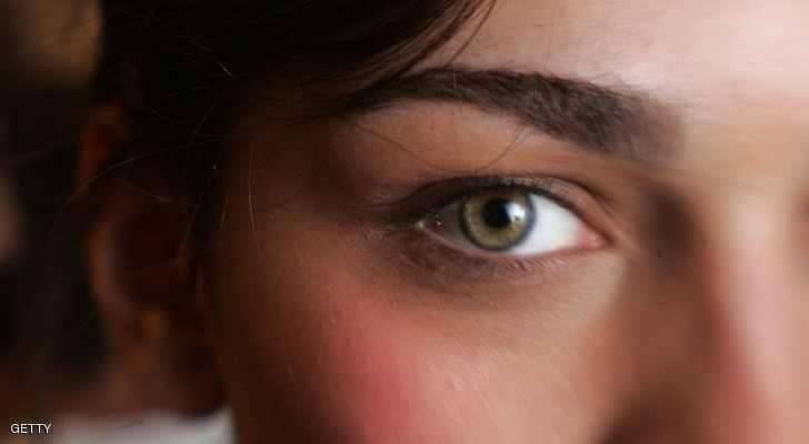 أطباء يحذرون من "خطأ بسيط".. قد يسبب العمى