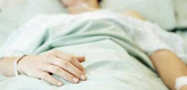 ممثلة خليجية تخرج عن صمتها وترد بقساوة على الشامتين بمرضها!