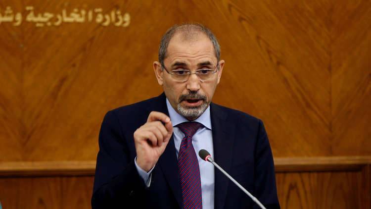 الصفدي: "داعش" لا يزال في سوريا ويجب تصفيته وعودة السوريين طوعا