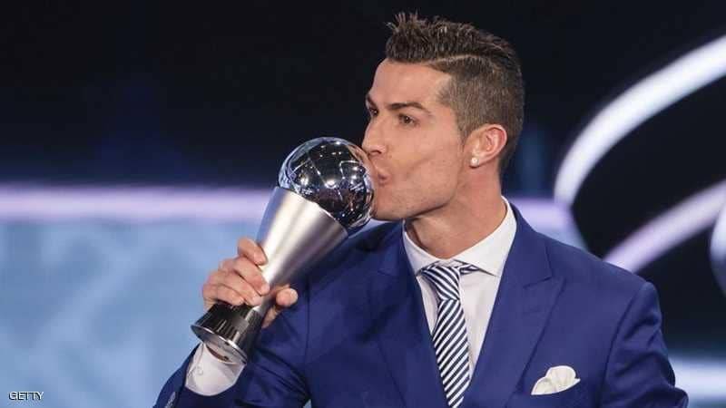 ريال مدريد ينفي الشائعات.. هكذا سيُكَرِّم رونالدو!