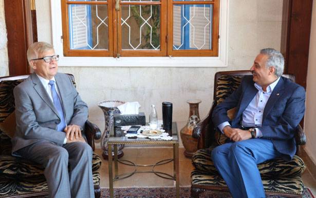 أرسلان عرض وزاسبيكين التطوّرات