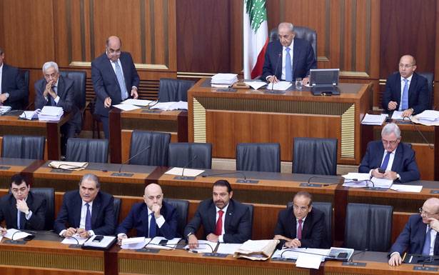 برّي يُنقذ لبنان... على أمل استفاقة الحكومة من «غيبوبتها»... !!