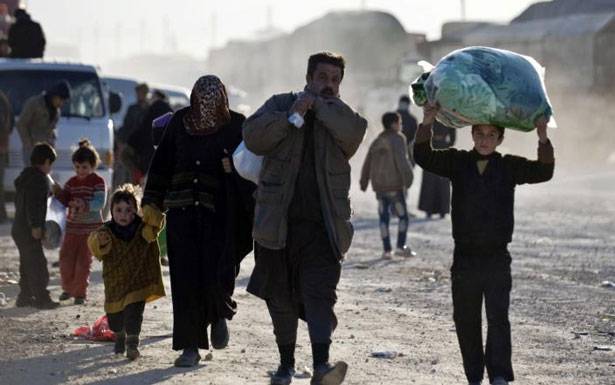 اللاجئون محل المسيحيين في لبنان