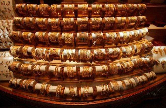 الذهب ينتعش بعد اتفاقية التجارة الحرة لأمريكا الشمالية