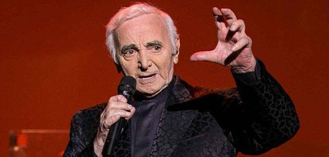 بالفيديو۔۔۔ وفاة الفنان الفرنسي العالمي شارل أزنافور عن عمر 94 عاماً