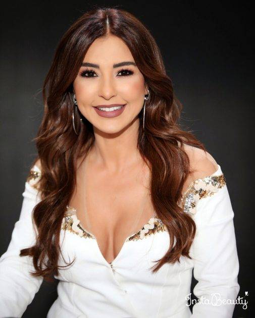 ماغي بو غصن متحمسة للوقوف أمام عدسة رامي حنا