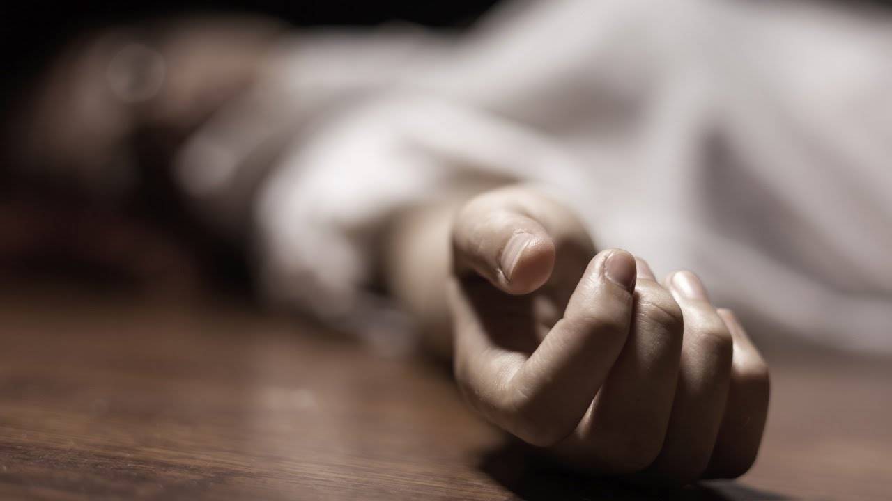 أخفت جثّة والدتها أشهرأ عدة... لترى "مراحل الموت"