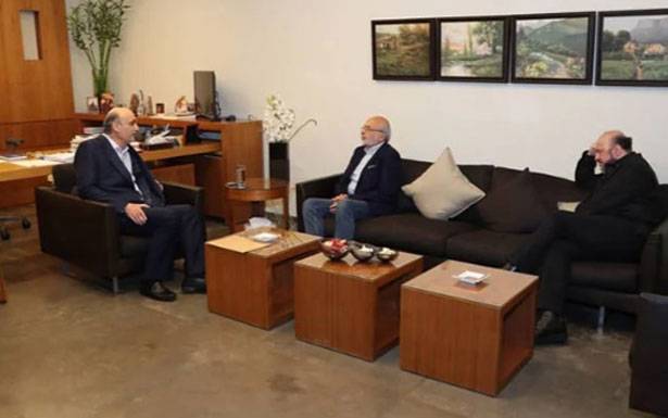 شهيب من معراب: لا عقدة

درزيّة الاّ عند بعض الرؤوس
