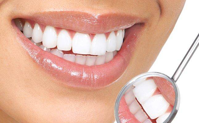 هذه العادات اليومية تسبب تآكل مينا الأسنان